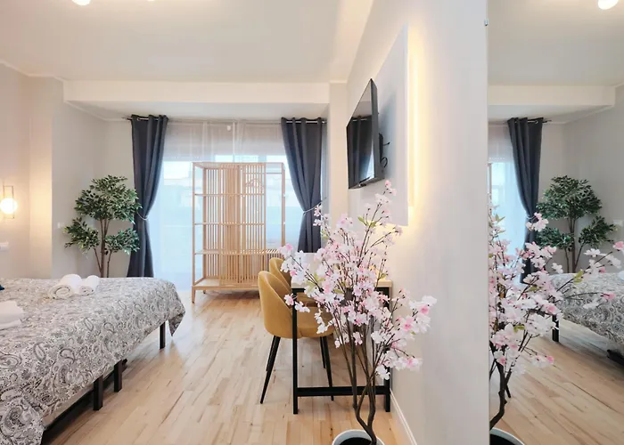 Colosseum At 18 Min By Metro Bright And Cozy - Free Parking Pool Access - Ac And Wifi